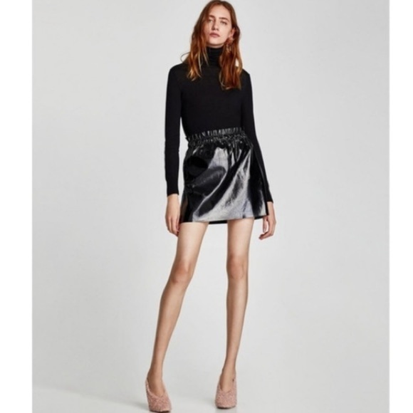 NWT Small Zara Knit Shiny Faux Patent pull on Skirt - Picture 2 of 10